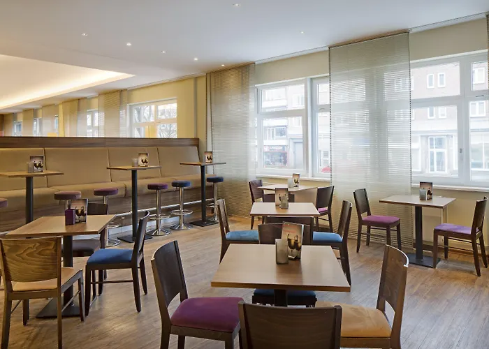 Premier Inn Hamburg City Alster