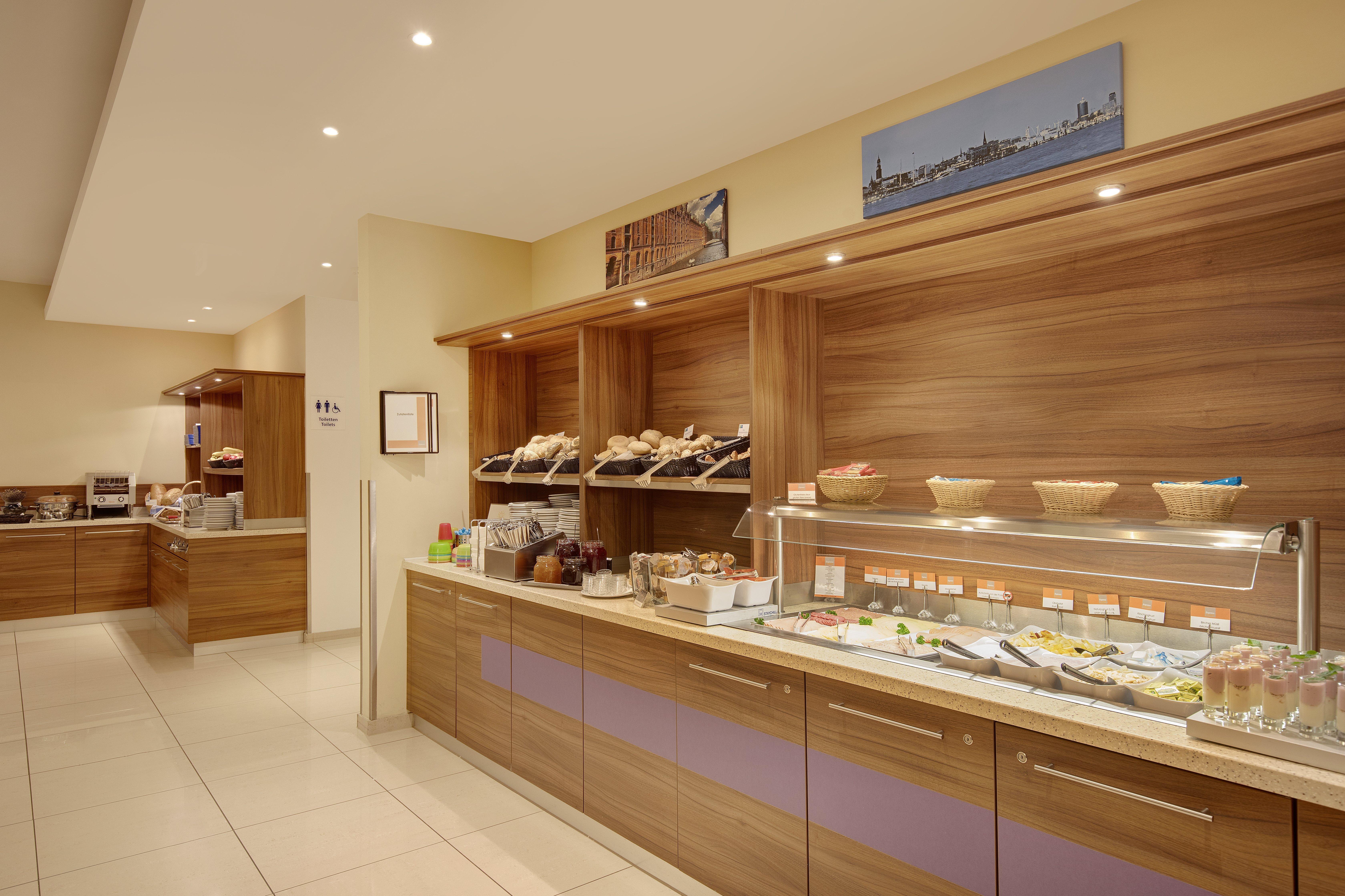 Premier Alster Отель 3*